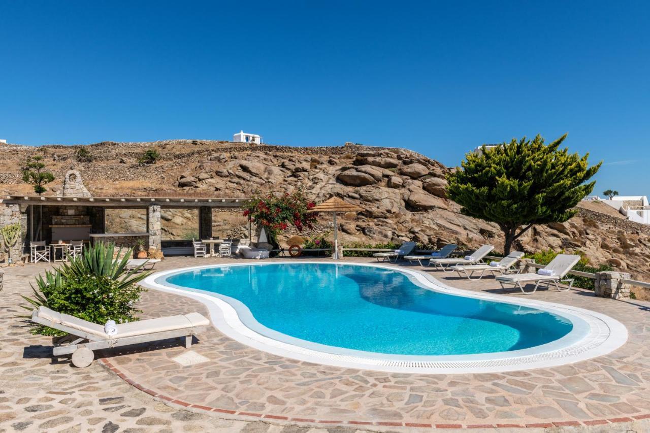 Yalos Mykonos Ornos Pouli Private Apartments W Shared Swimming Pool Mykonos Town エクステリア 写真