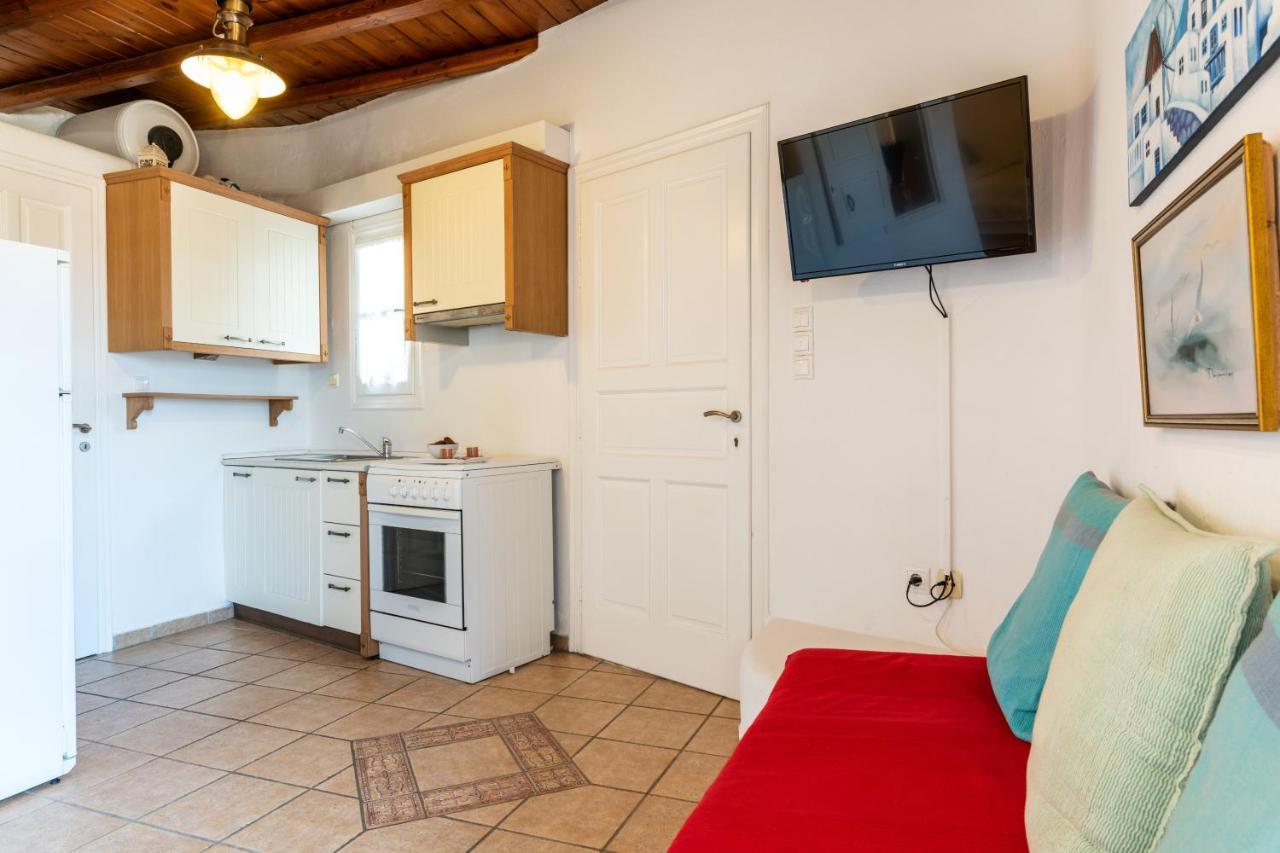 Yalos Mykonos Ornos Pouli Private Apartments W Shared Swimming Pool Mykonos Town エクステリア 写真