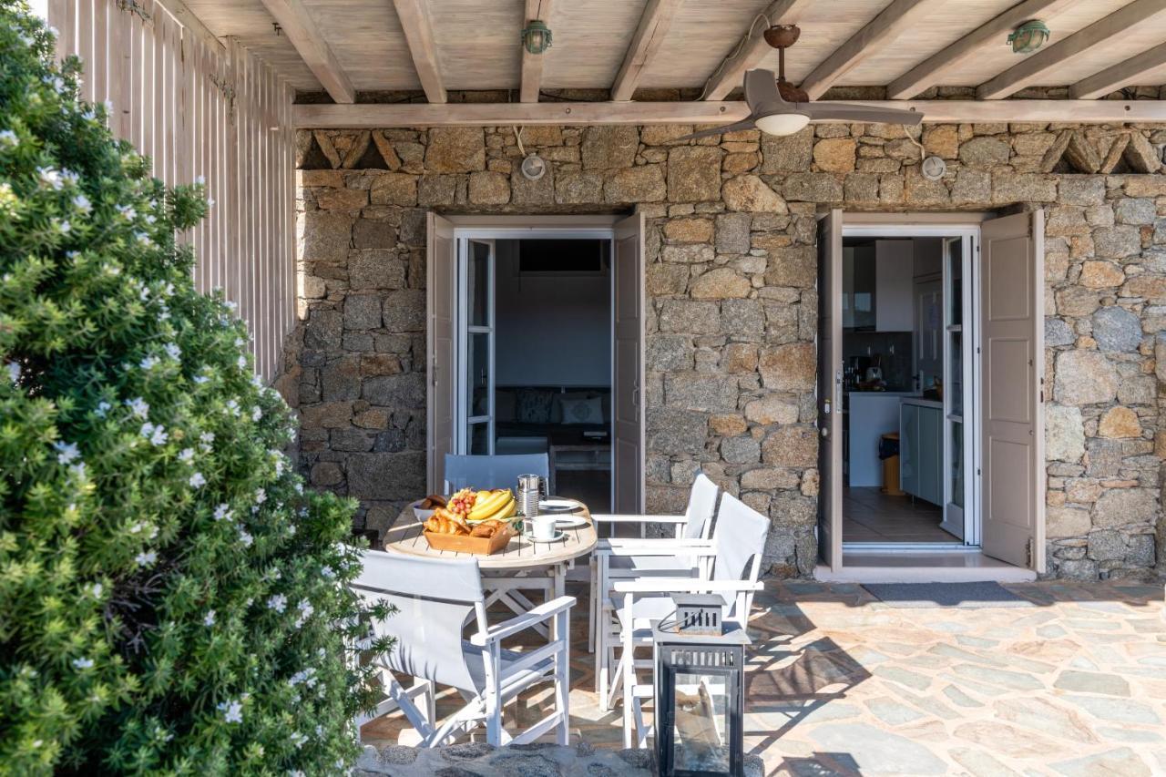 Yalos Mykonos Ornos Pouli Private Apartments W Shared Swimming Pool Mykonos Town エクステリア 写真